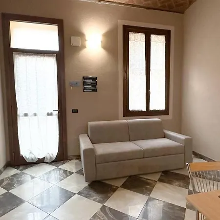 Nella Dimora Di Bassani A - Parcheggio Incluso Apartmán *