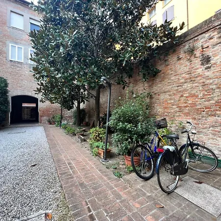 Nella Dimora Di Bassani A - Parcheggio Incluso Apartmán